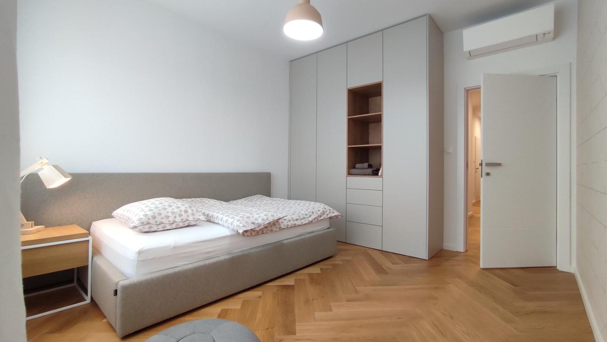 Bratislava Oldtown Apartment 130M2 ,60M2 Terrace And 2 Bathrooms Exterior photo